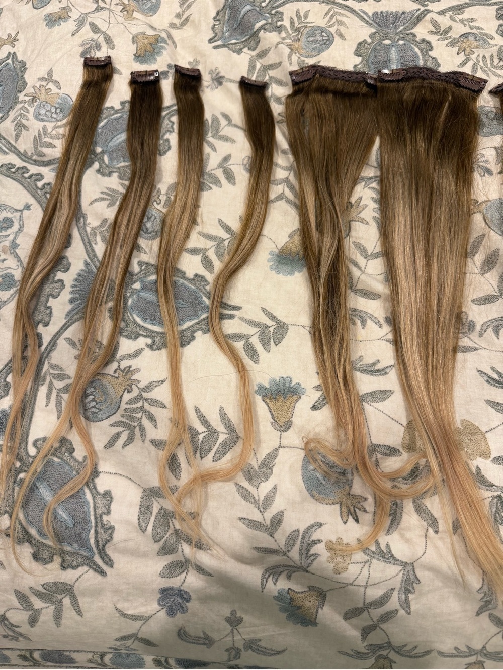 Bellami ombré Clip-In Hair Extensions - Picture 3 of 6